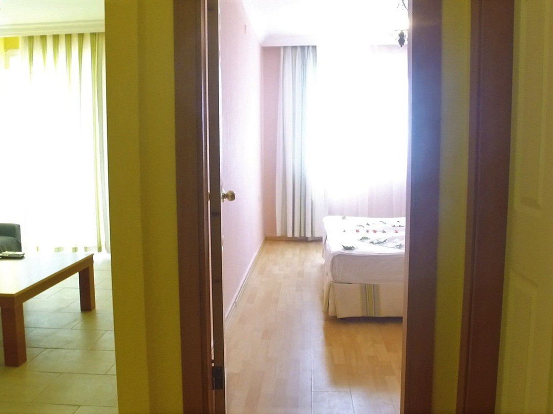 Royal Nas Resort