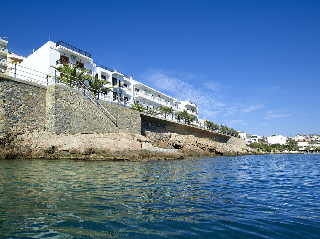 Victoria Hotel