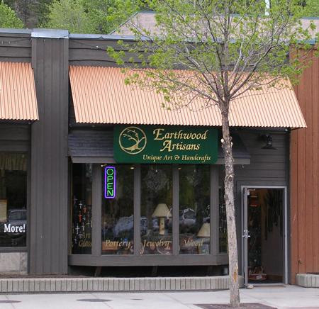 Earthwood Artisans-埃斯蒂斯公园必去景点