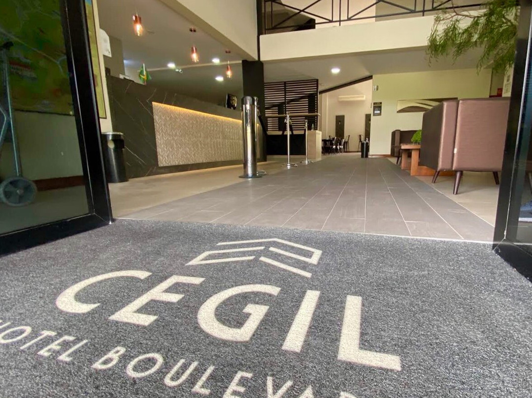 Cegil Hotel Boulevard主图