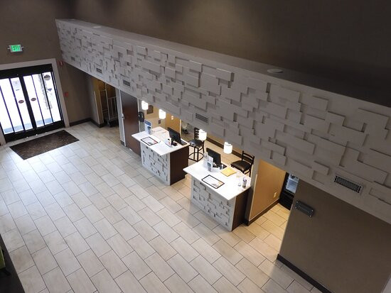 Comfort Suites主图