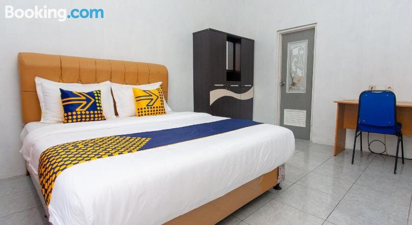 SPOT ON 2830 Azka Guest House Syariah