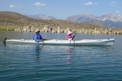 Caldera Kayak-马姆莫斯湖必去景点