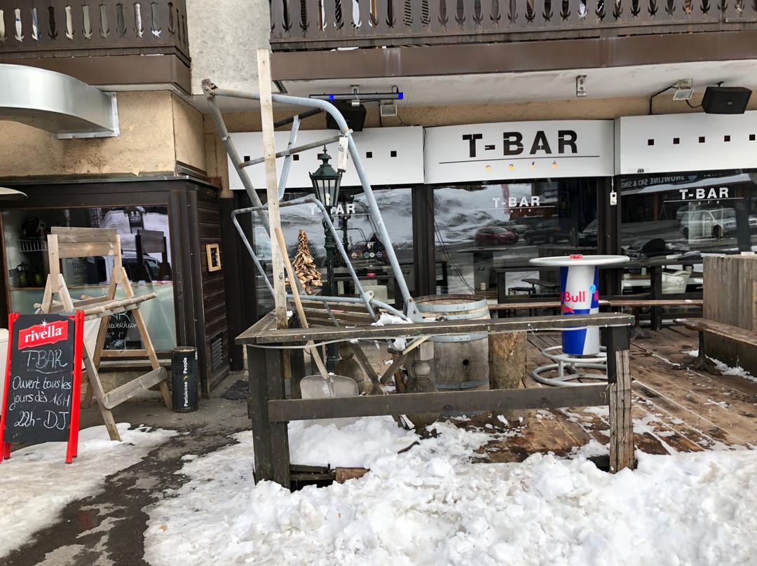 Morgins餐馆和美食-T-Bar