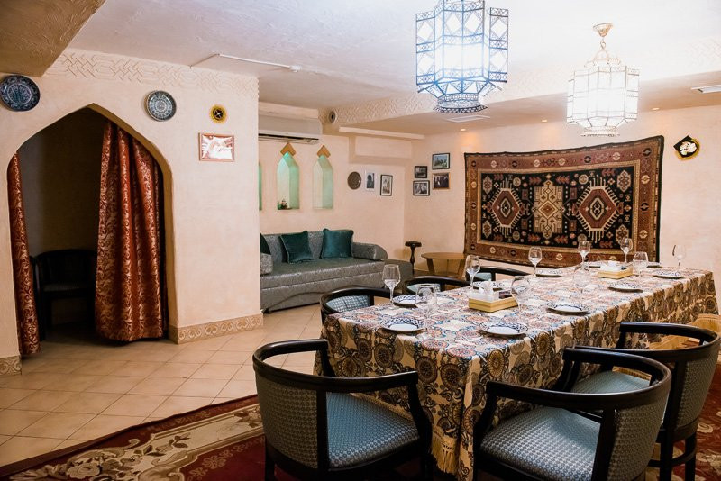 Znamensk餐馆和美食-Chaikhana Sholi