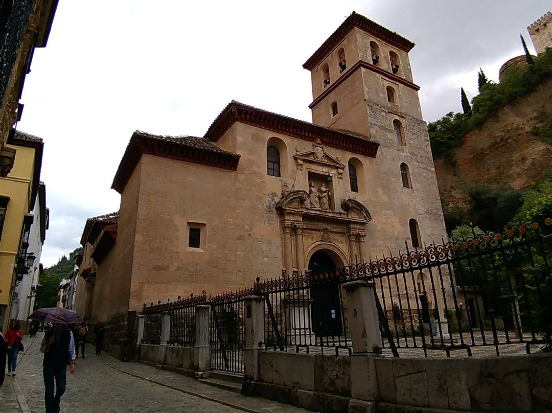 Iglesia de San Pedro y Pablo景点图片