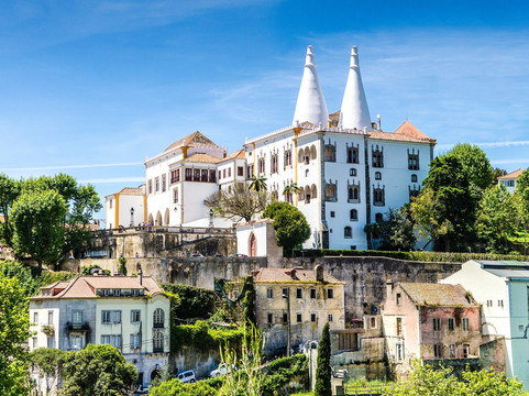 Sintra Scavenger Hunt and Highlights Self Guided Tour