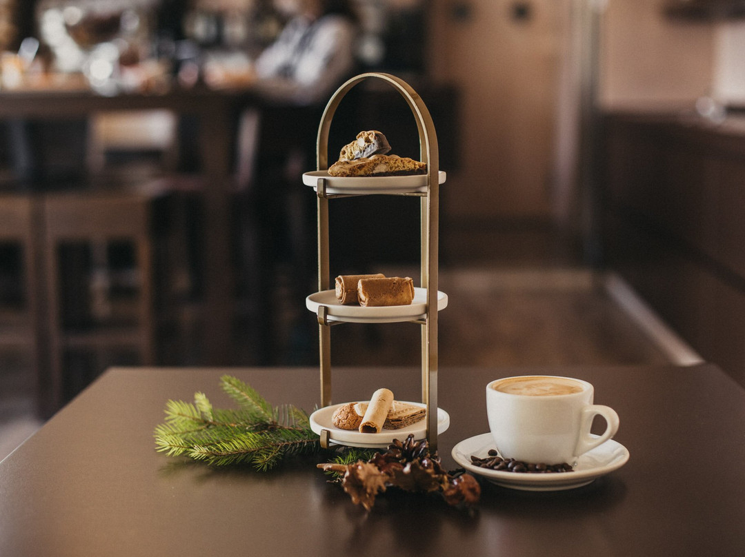 特罗巴达酒店主图