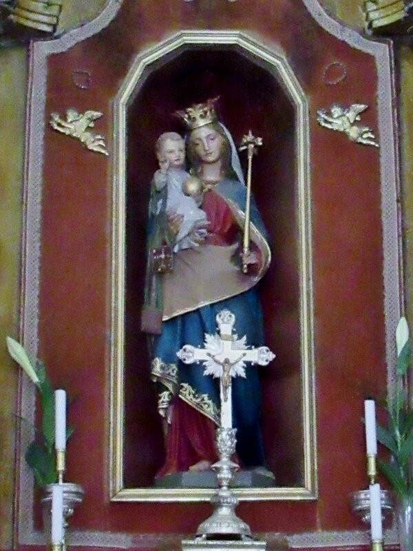 Chiesa di Santa Maria del Carmine景点图片