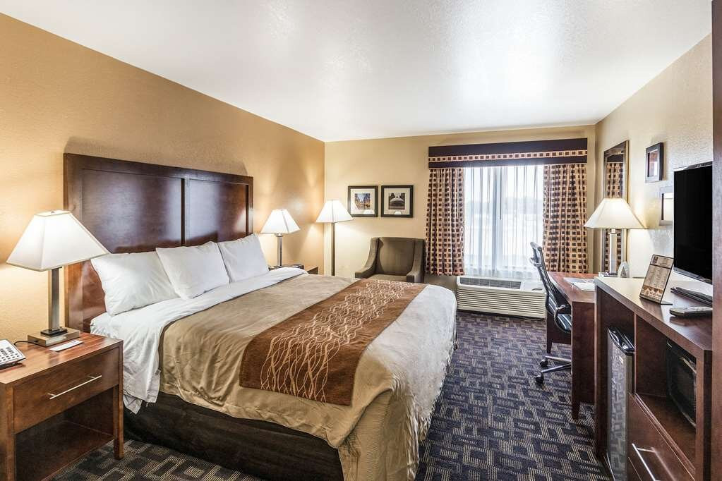 Comfort Inn & Suites North Aurora - Naperville主图