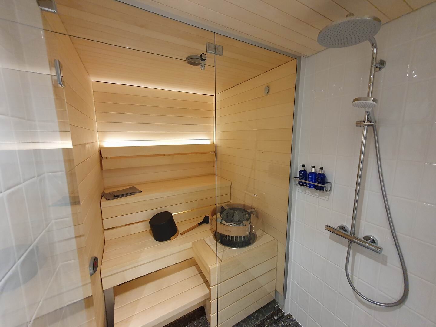 Radisson Blu Hotel, Oulu-浴室