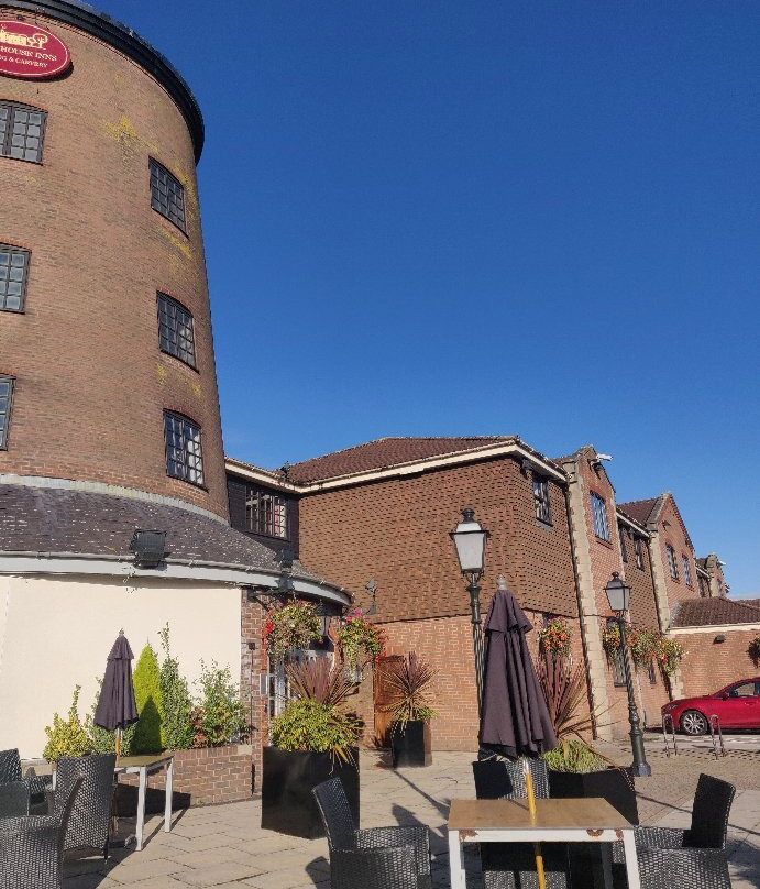 Windmill Farm Hotel主图