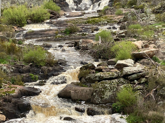 The Falls Waterfalls-Clifton Grove必去景点