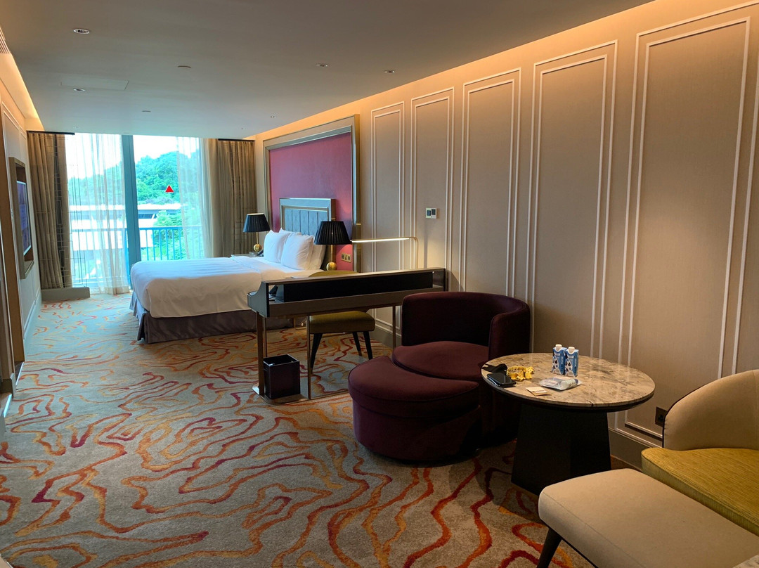 新加坡圣淘沙名胜世界-康乐福豪华酒店主图