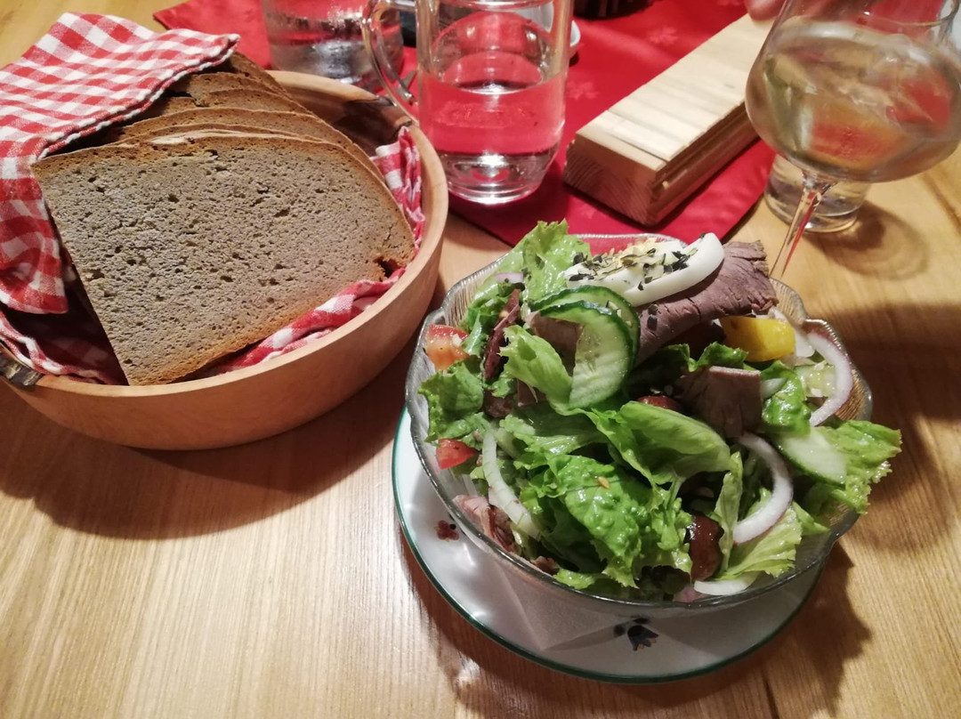 Weingut & Buschenschank Pölzl主图