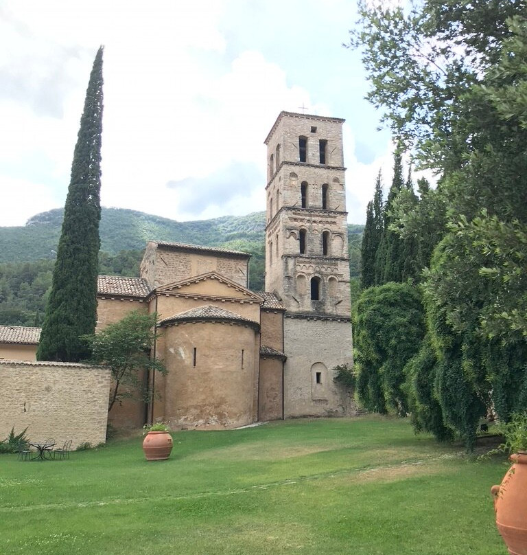 Abbazia San Pietro In Valle主图