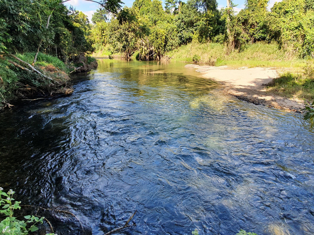 Liverpool Creek Swim Hole-米娜溪必去景点
