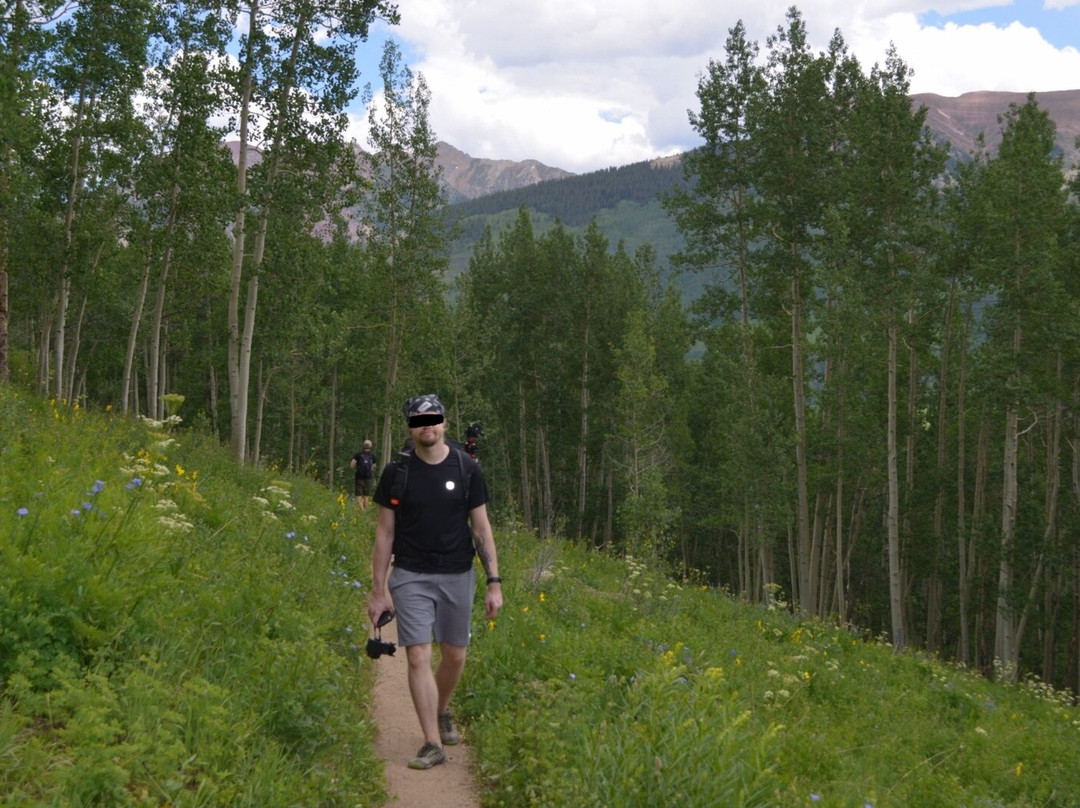 Snodgrass Skin Mountain Trail景点图片