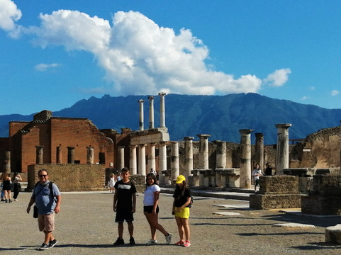 Sansone Imma-庞贝必去景点