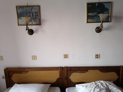 佩特里诺宾馆主图