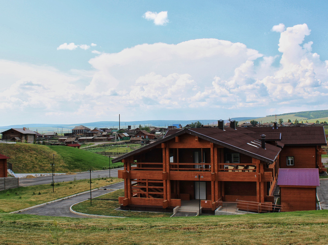 Kul'turno-Prosvetitel'skiy Tsentr Imeni Svyatitelya Innokentiya-Anga必去景点