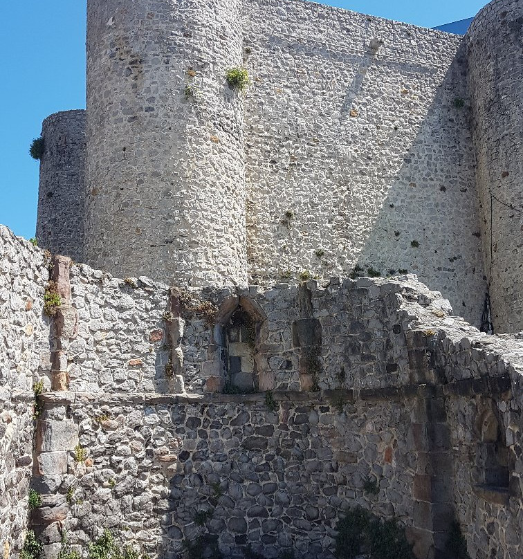 Iglesia San Pedro-Castro Urdiales必去景点