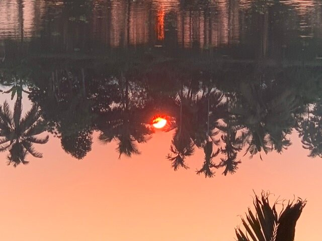 Warmth Lake Haven主图