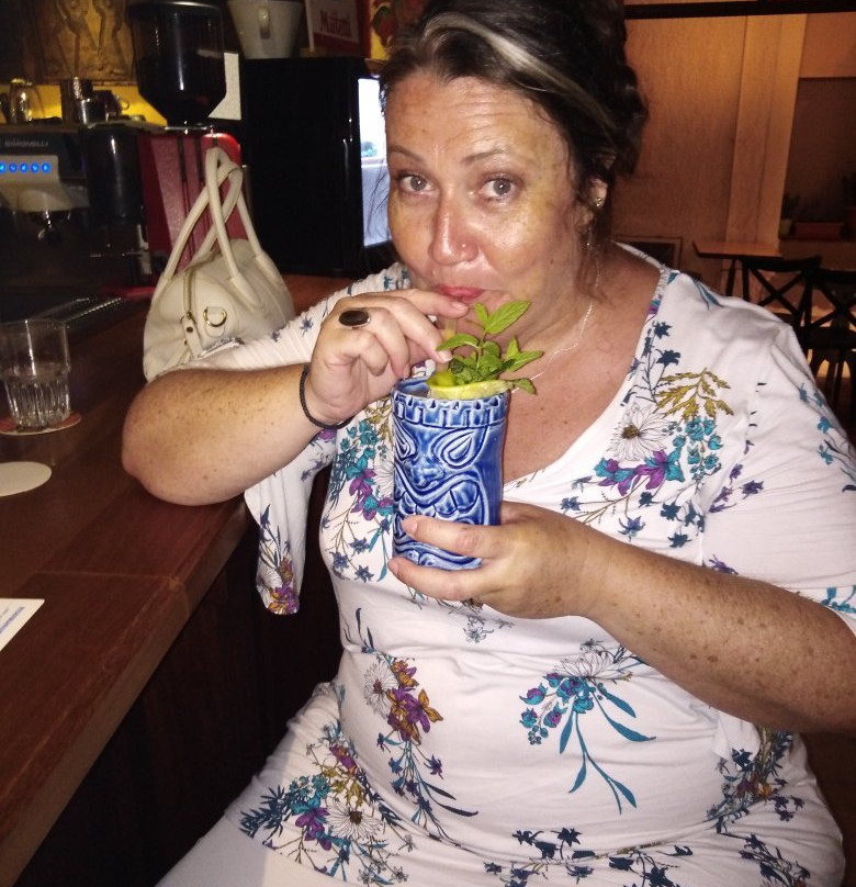 Foiniki Cocktail Bar-Chora必去景点