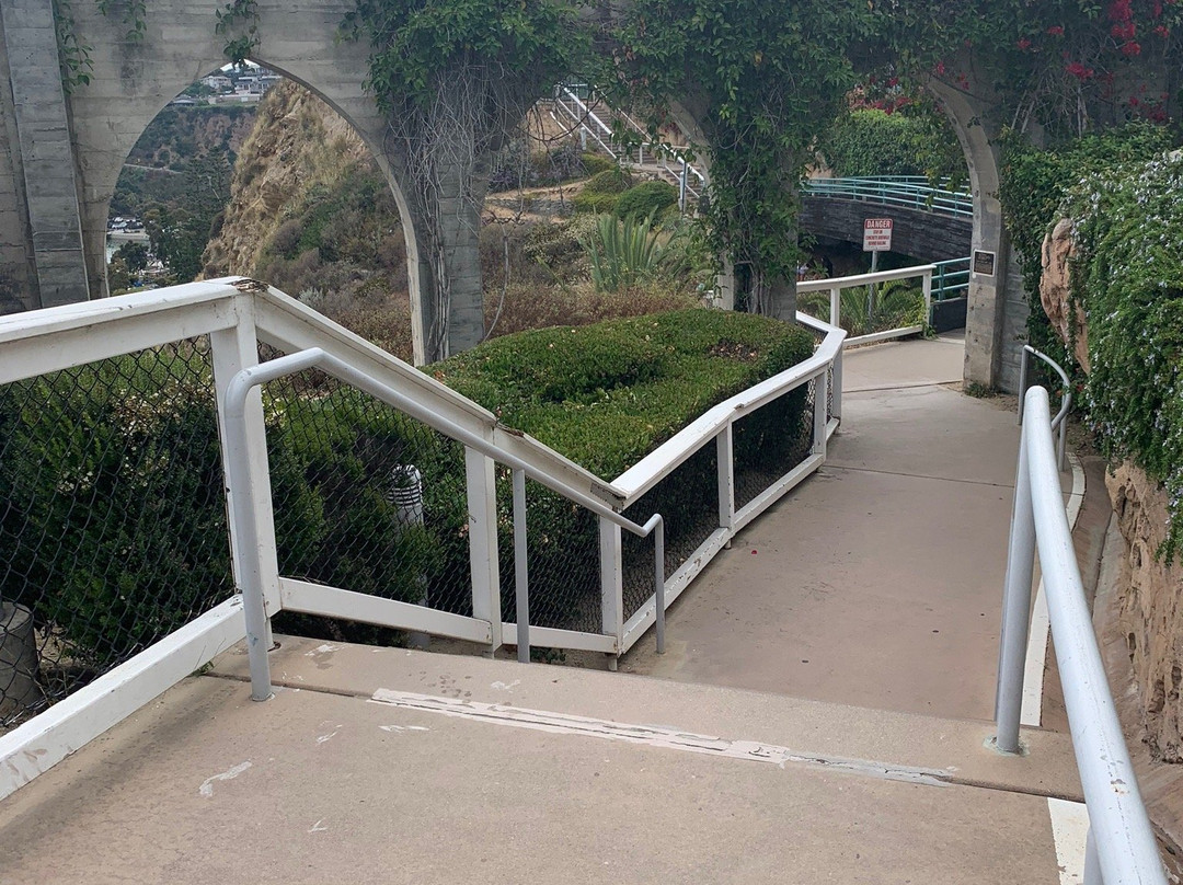 Bluff Top Trail-德纳角必去景点