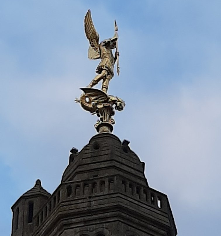 Eglise de St Michel-Saint-Michel-Mont-Mercure必去景点