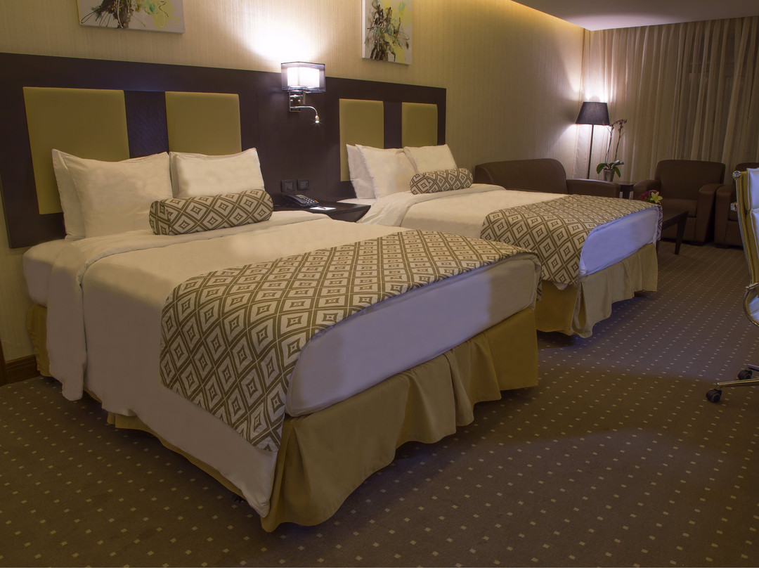 Olive Tree Hotel主图