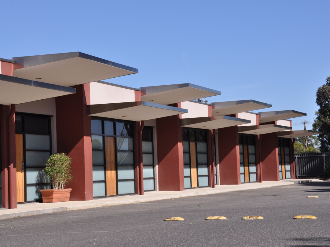 Highlander Hotel Bar Kitchen Rooftop主图