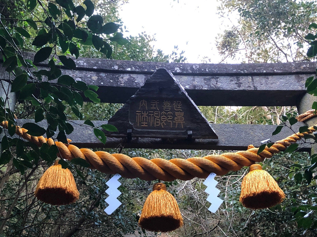 Hanabushi Shrine景点图片