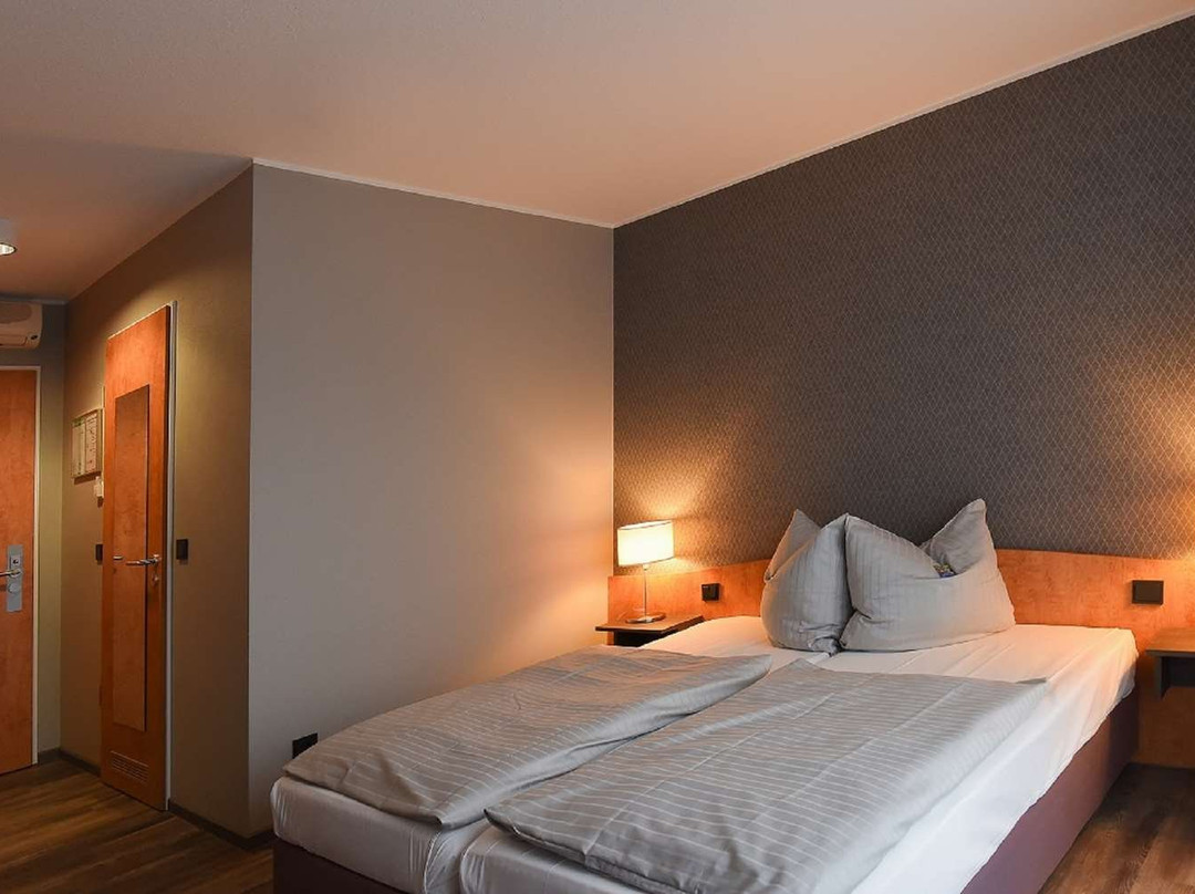 欧洲之星酒店主图