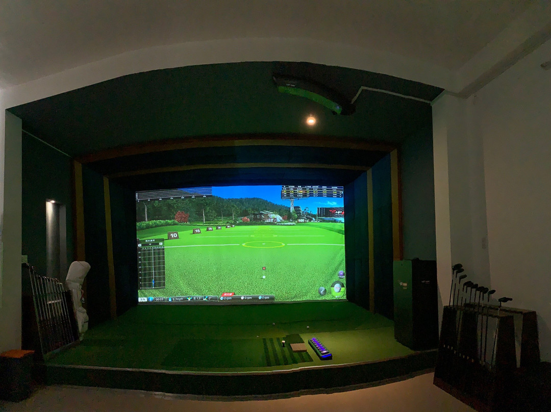 K Screen Golf - K스크린골프 - Golf Nha Trang-芽庄必去景点