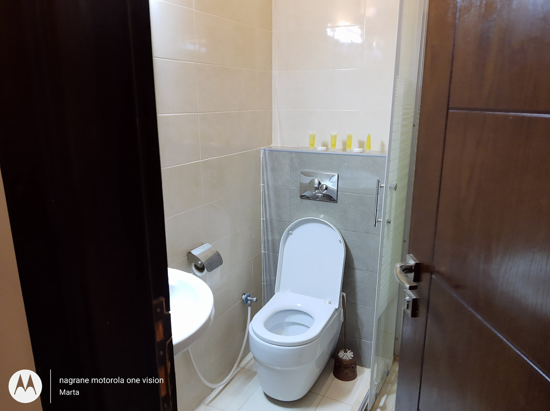 Nairoukh Hotel主图