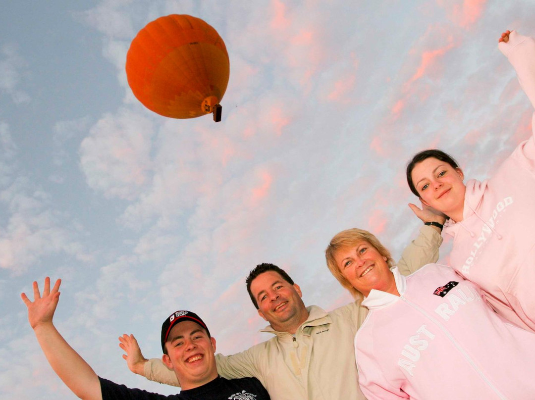 Hot Air Balloon Port Douglas景点图片