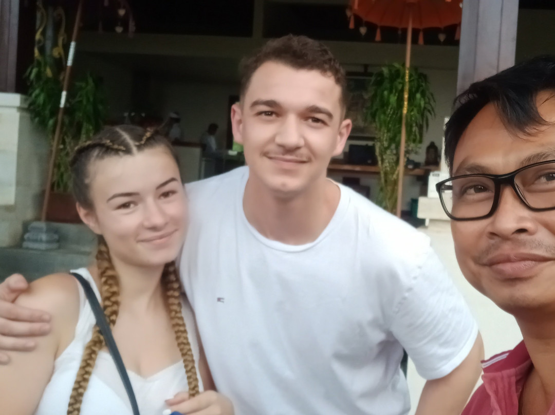 Wira Bali Tour & Travel-水明漾必去景点