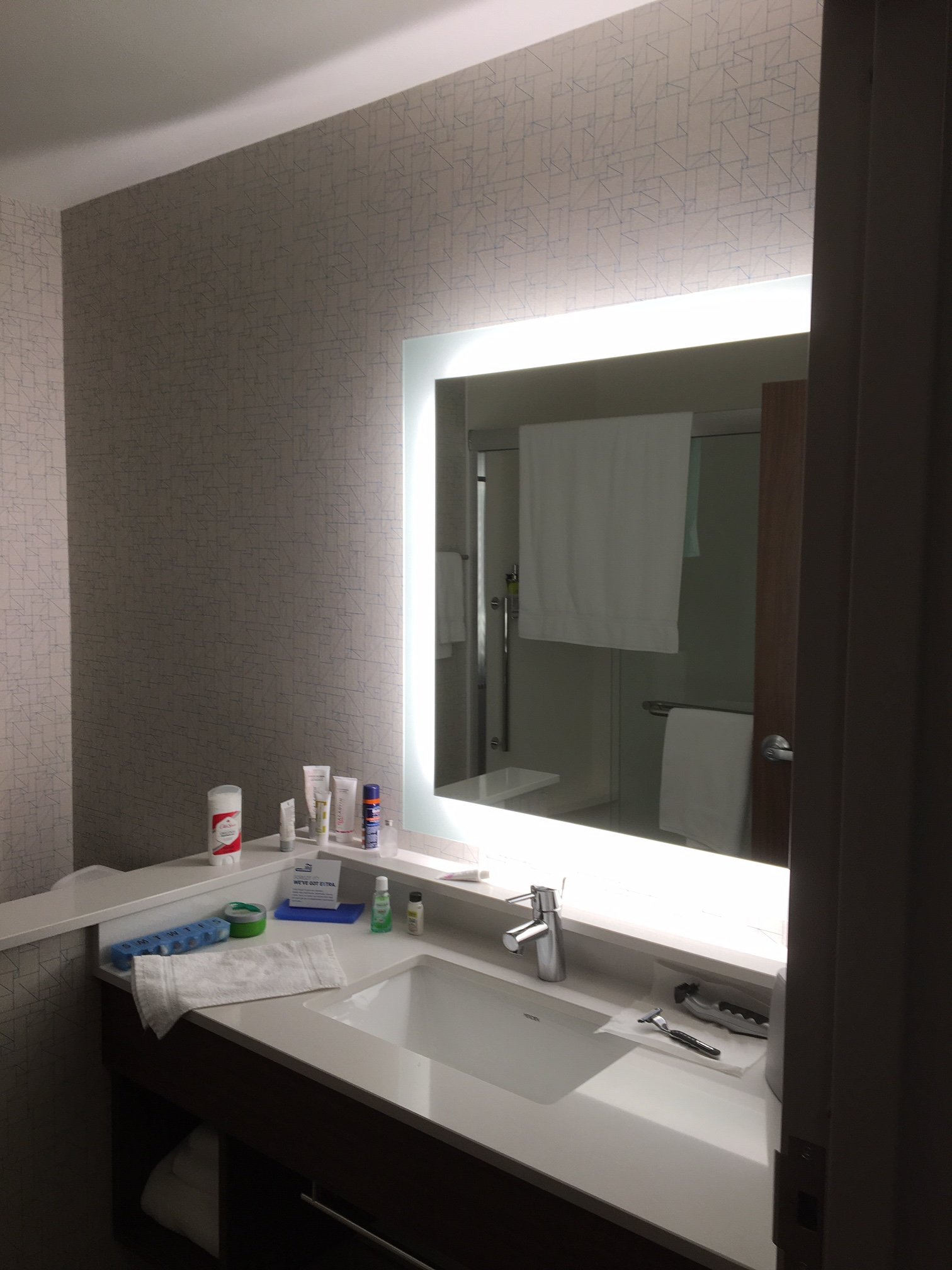 Holiday Inn Express & Suites Beaver Dam By IHG-浴室