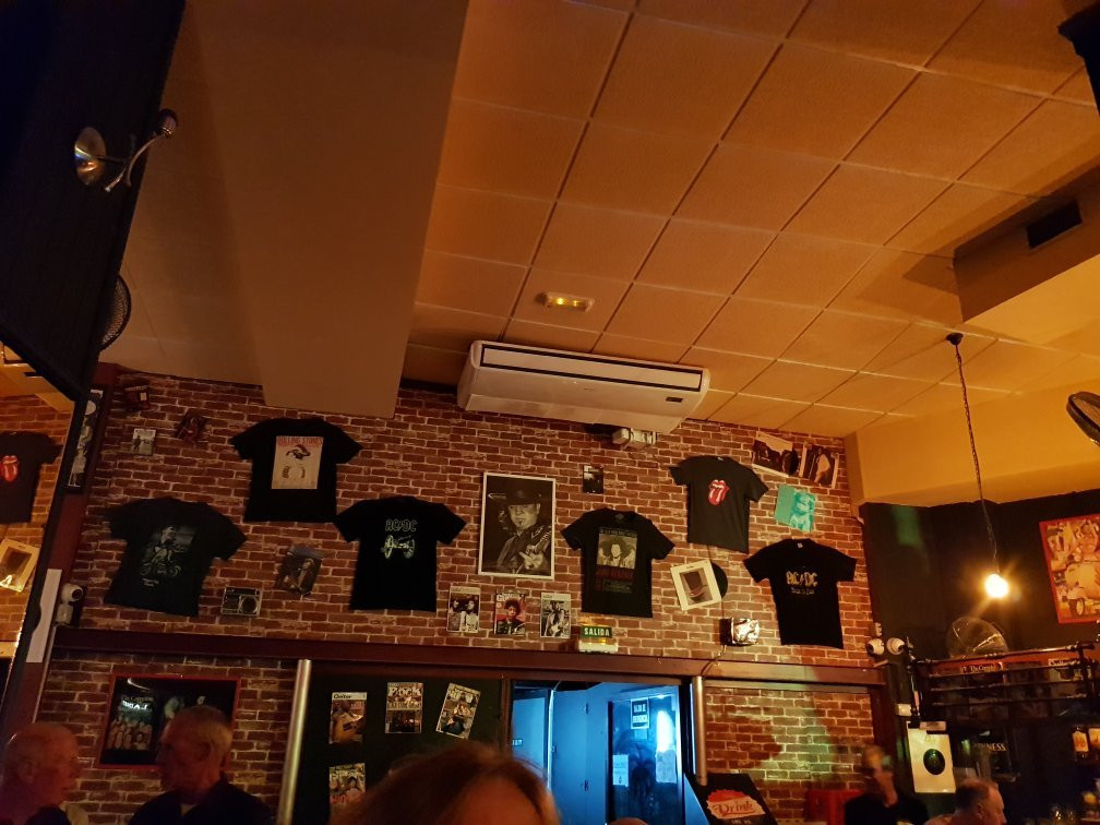 Electric Island Live Music Bar-提亚必去景点
