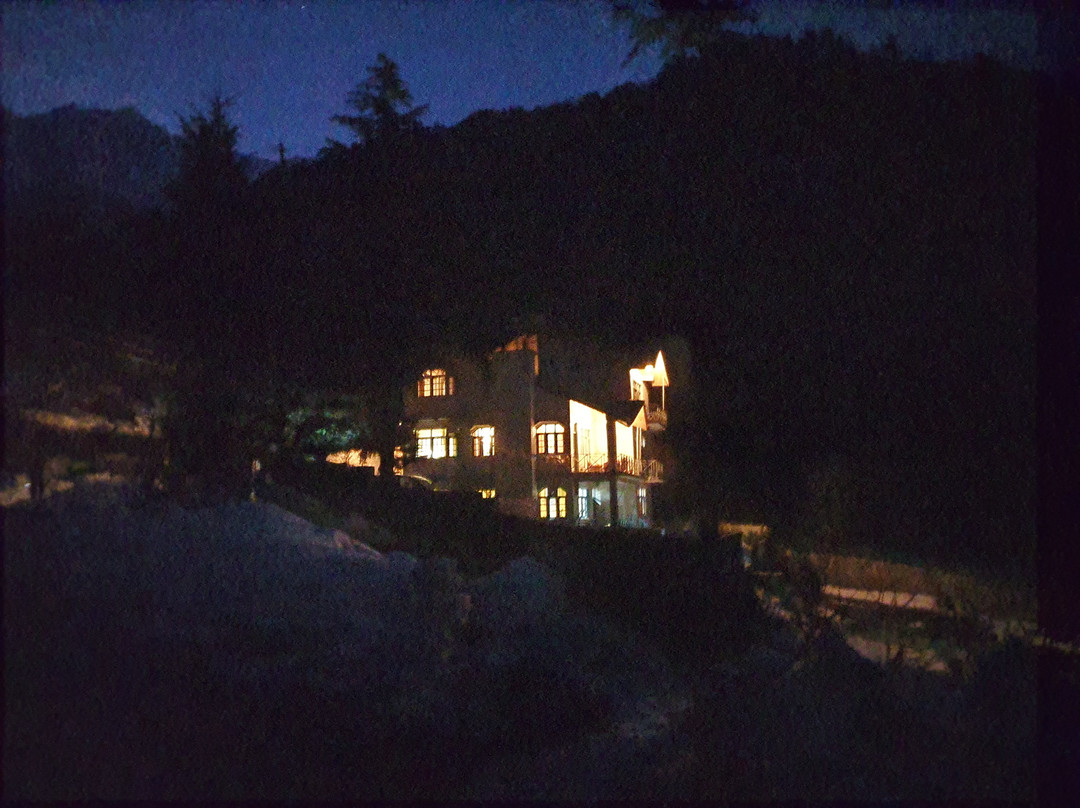 Playground Adventure Hostel主图