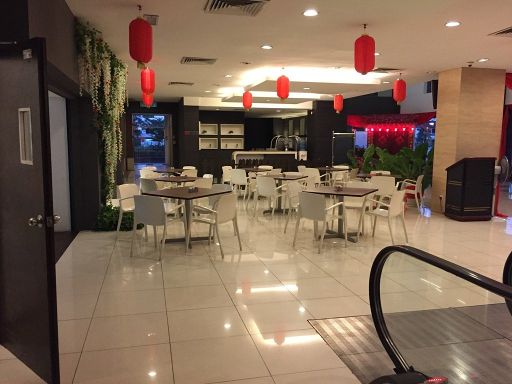 皮内特酒店主图