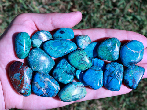 Cosmic Cuts-落基山城必去景点