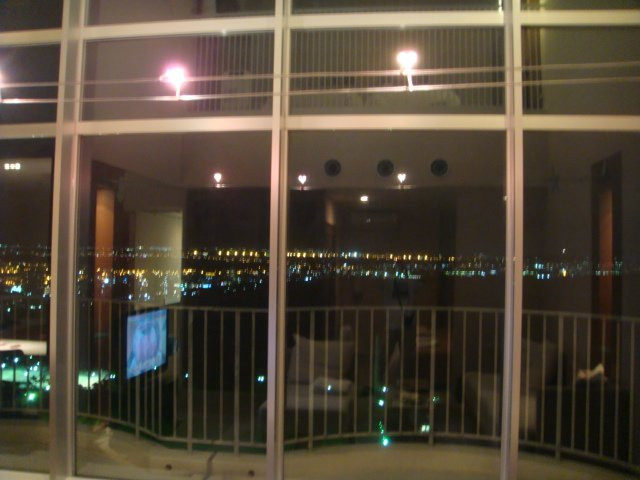 冲绳海滩塔酒店主图