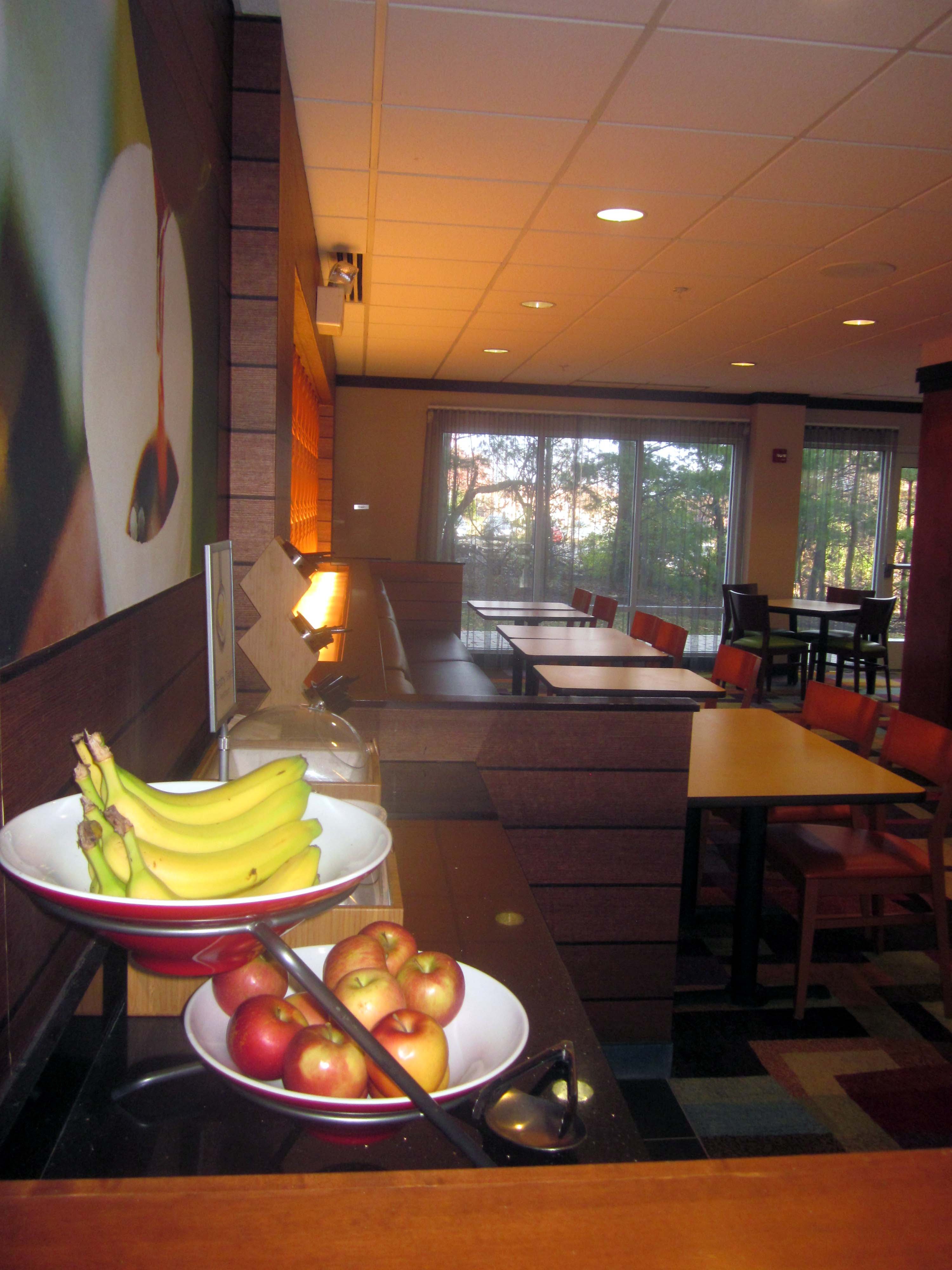 Fairfield Inn & Suites Carlisle-餐饮