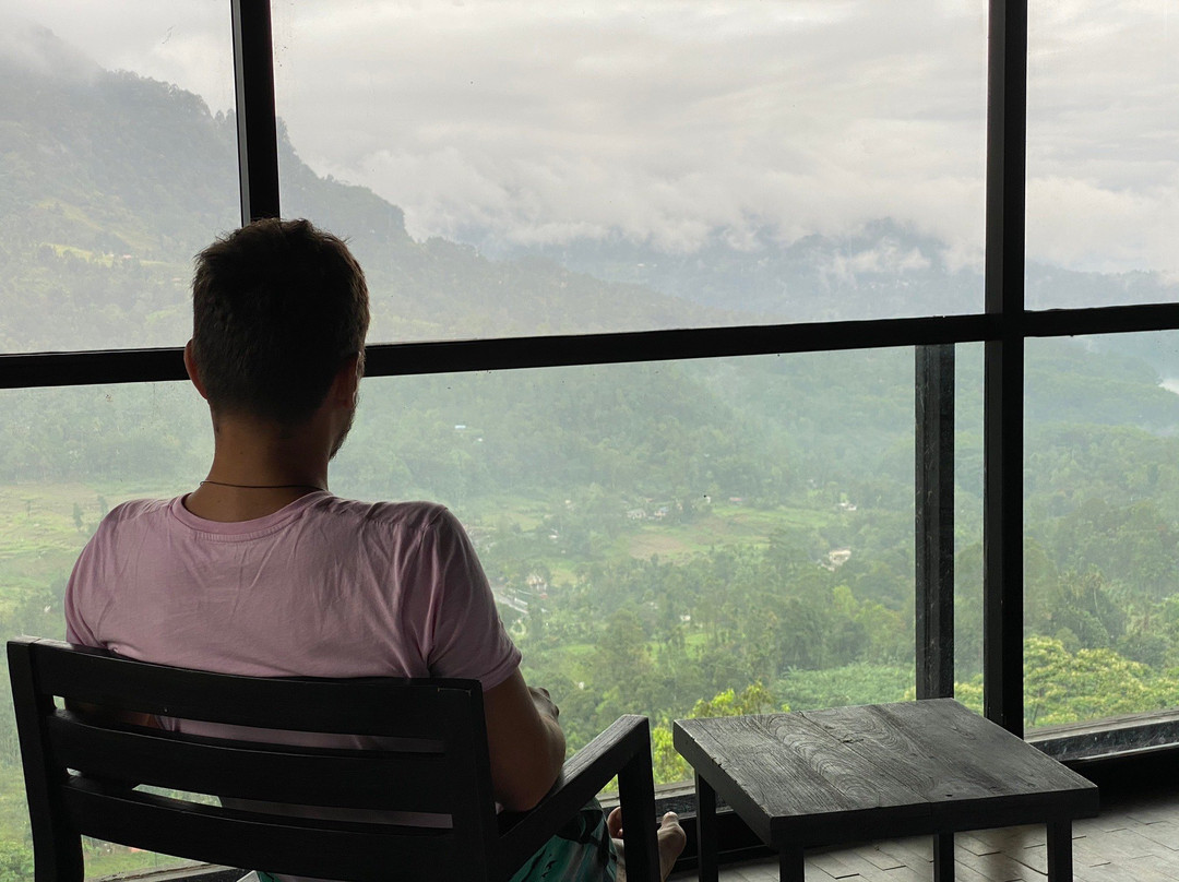 Tour with Rasad-瓦勒迦玛必去景点