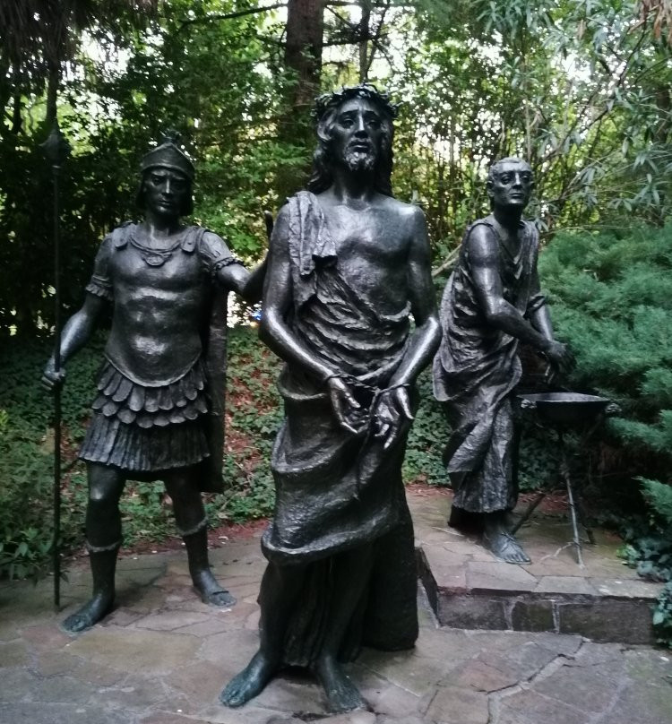 Santuario Madonna di Lourdes del Beato Claudio景点图片