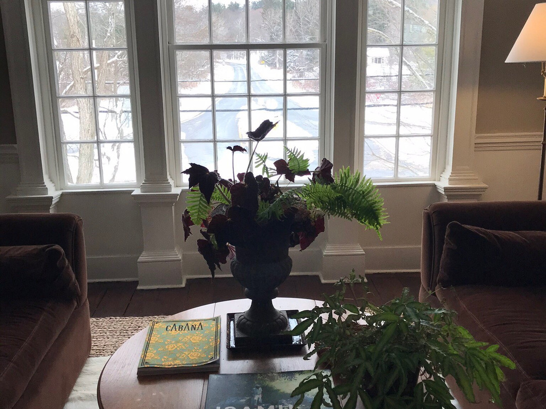 Inn at Kenmore Hall主图