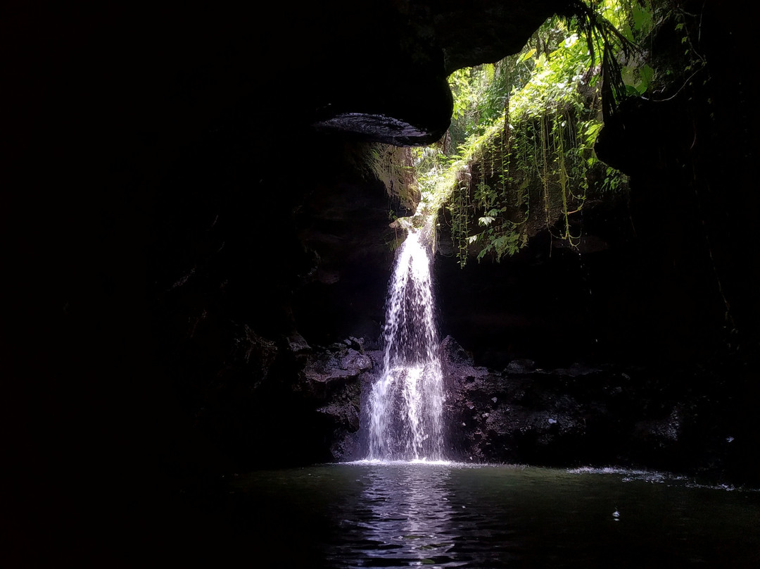 Burung Walet Waterfall-Tetebatu必去景点