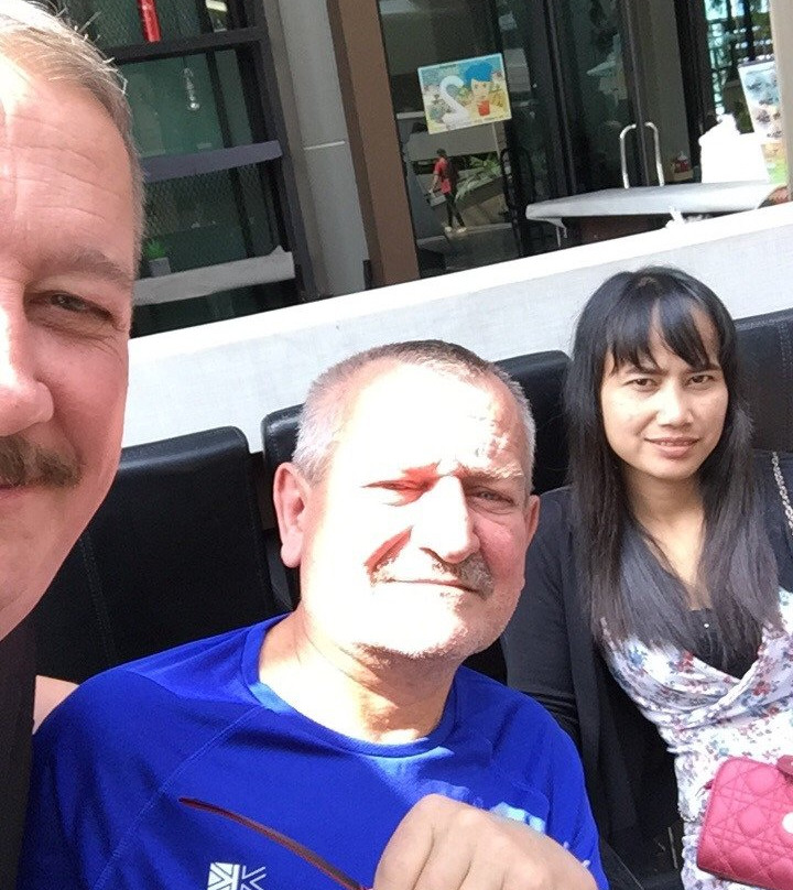 罗美仁花园广场公寓式酒店主图